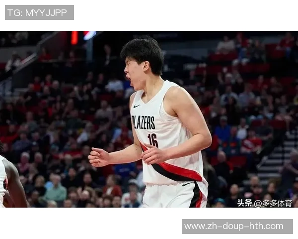 杨瀚森半场稀有7分钟，时机球投丢致3中0，防卫进退两难被针对！